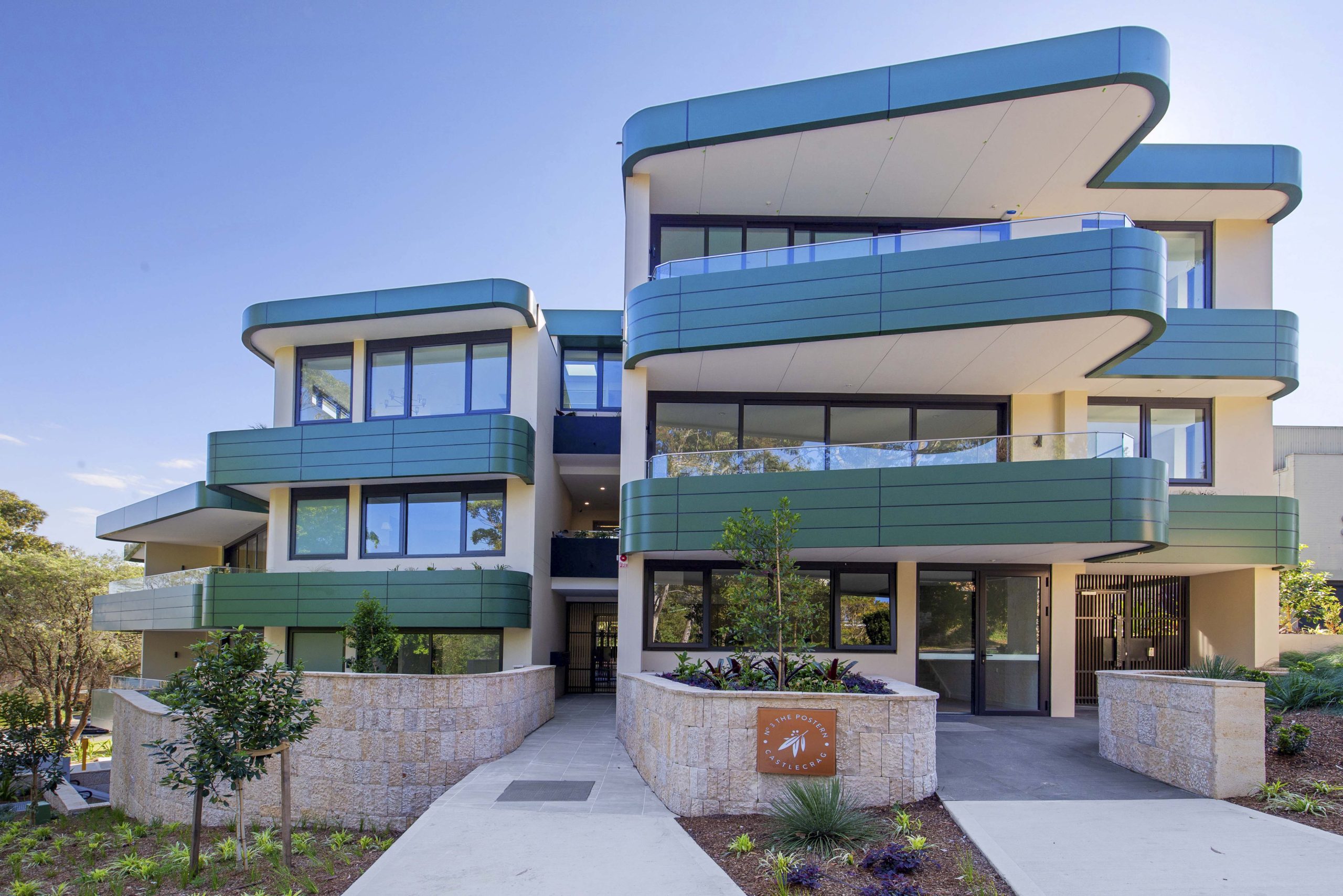 3 The Postern Castlecrag - image4